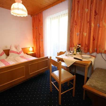 In Near Lift Wagrain