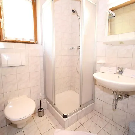 In Near Lift Wagrain